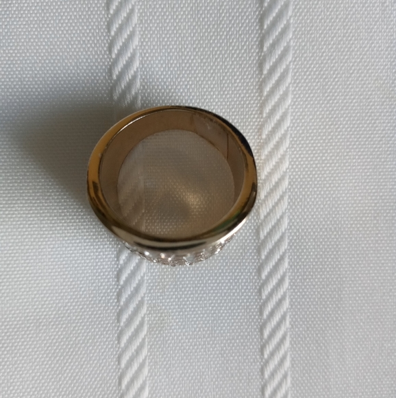 Elegant Chicos Gold Tone and Rhinestone Ring - Size 6 - NWOT - Picture 10 of 10